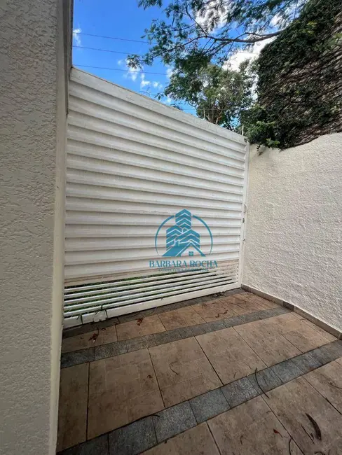 Foto 5 de Casa com 3 quartos à venda, 629m2 em Atibaia - SP