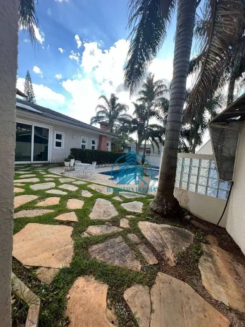 Foto 8 de Casa com 3 quartos à venda, 629m2 em Atibaia - SP