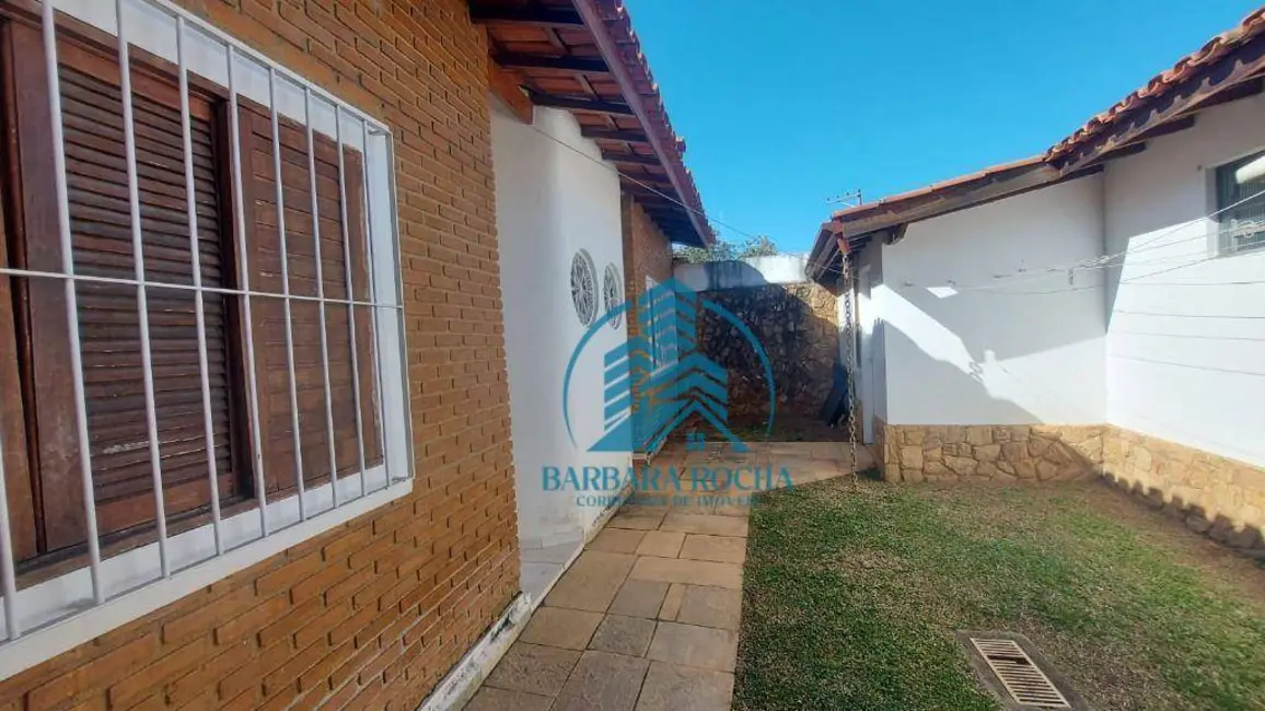 Casa com 6 quartos à venda, 580m2 em Vila Thais, Atibaia - SP - imagem 8 Foto 8 de Casa com 6 quartos à venda, 580m2 em Vila Thais, Atibaia - SP