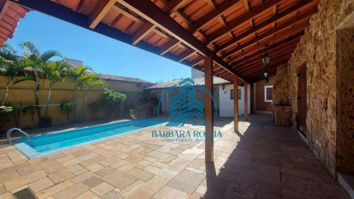 Casa com 6 quartos à venda, 580m2 em Vila Thais, Atibaia - SP - imagem 4 Foto 4 de Casa com 6 quartos à venda, 580m2 em Vila Thais, Atibaia - SP