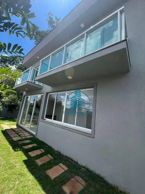 Foto 3 de Casa com 3 quartos à venda, 239m2 em Jardim Maristela, Atibaia - SP