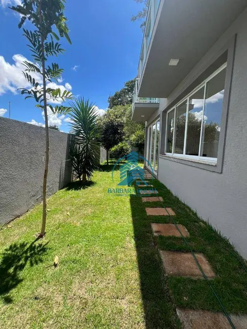 Foto 2 de Casa com 3 quartos à venda, 239m2 em Jardim Maristela, Atibaia - SP