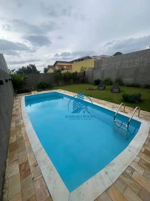 Foto 1 de Casa com 3 quartos à venda, 488m2 em Atibaia - SP