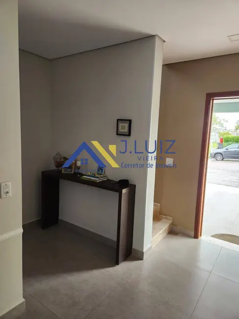 Foto 9 de Casa com 3 quartos à venda, 325m2 em Jardim Residencial Alto de Itaici, Indaiatuba - SP