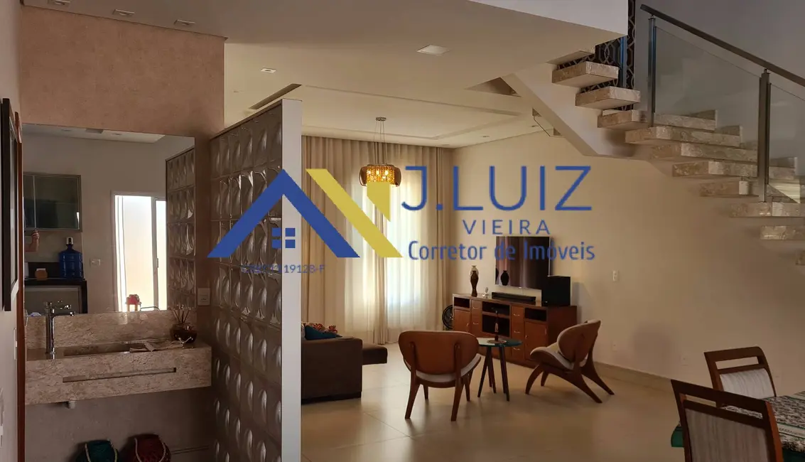 Foto 5 de Casa com 3 quartos à venda, 300m2 em Jardim Residencial Dona Lucilla, Indaiatuba - SP