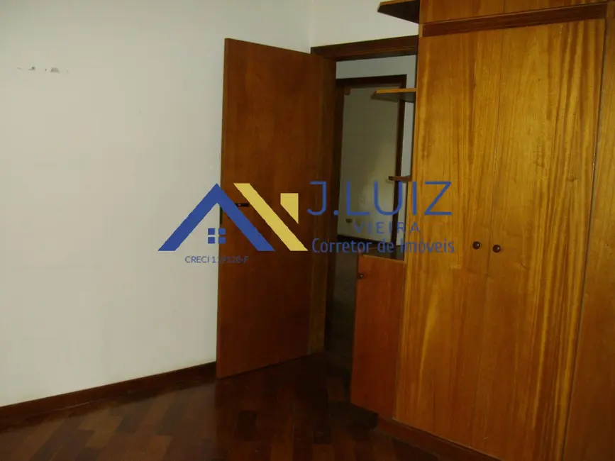 Chácara com 3 quartos à venda, 2500m2 em Chácara Carolina, Itu - SP - imagem 6 Foto 6 de Chácara com 3 quartos à venda, 2500m2 em Chácara Carolina, Itu - SP