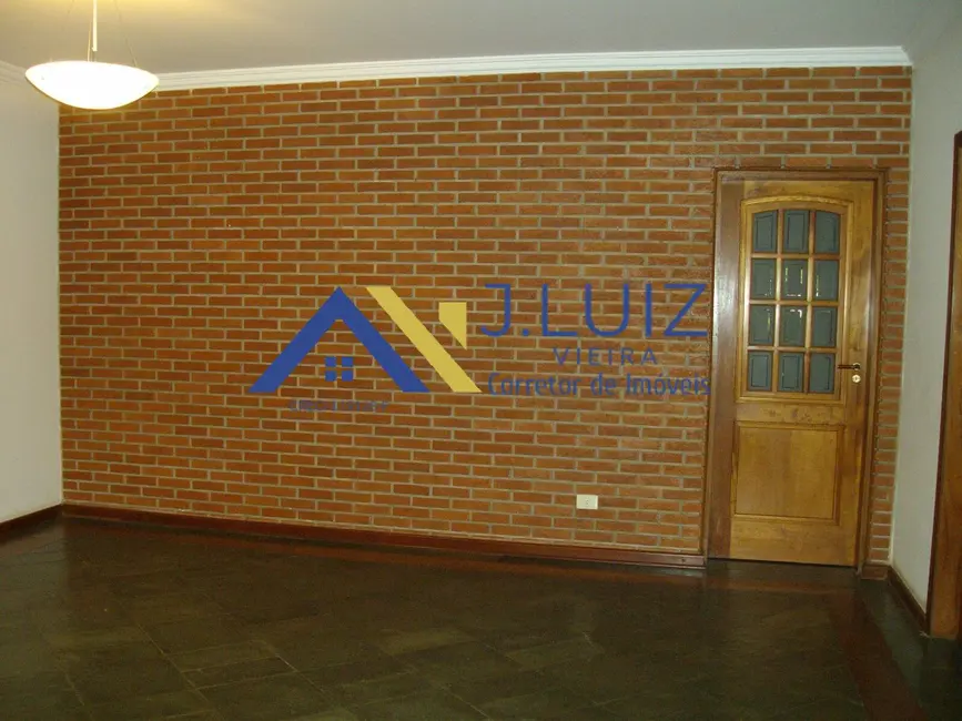 Chácara com 3 quartos à venda, 2500m2 em Chácara Carolina, Itu - SP - imagem 8 Foto 8 de Chácara com 3 quartos à venda, 2500m2 em Chácara Carolina, Itu - SP