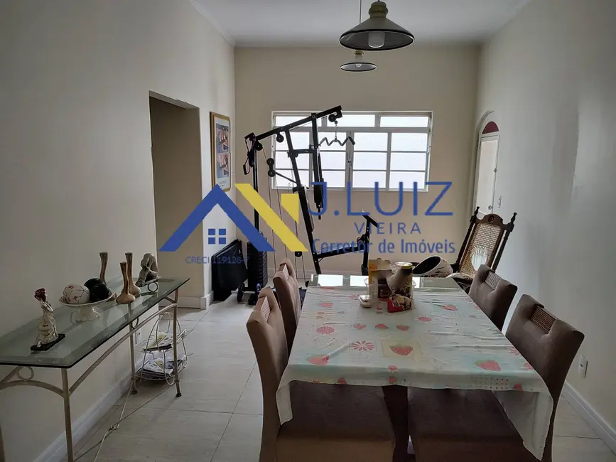 Foto 2 de Casa com 4 quartos à venda, 250m2 em Jardim Pau Preto, Indaiatuba - SP