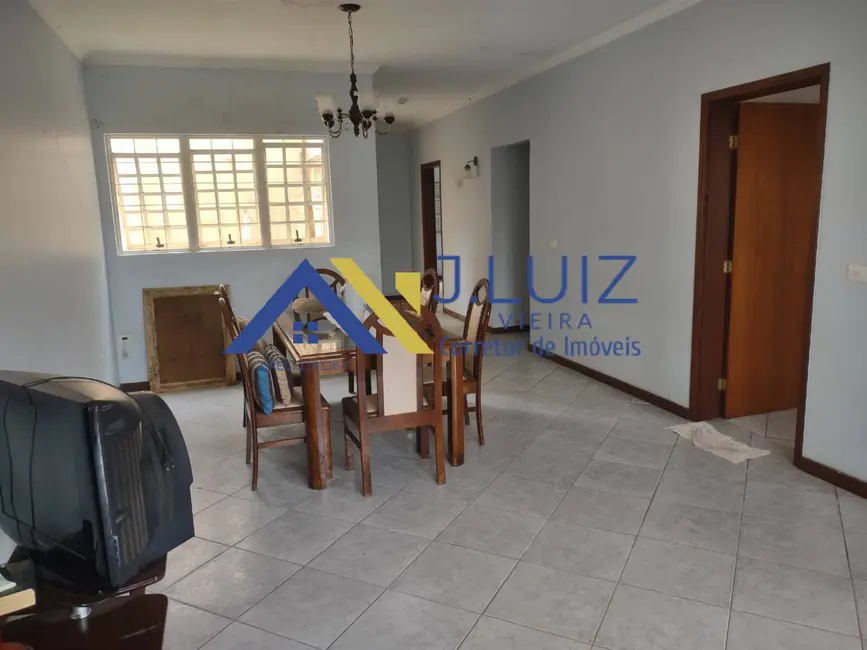 Foto 2 de Casa com 2 quartos à venda, 154m2 em Jardim Esplanada, Indaiatuba - SP
