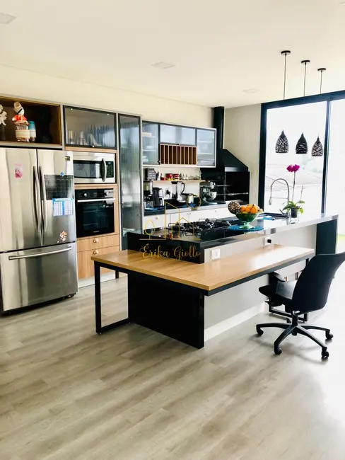 Casa de Condomínio com 3 quartos à venda, 360m2 em Itupeva - SP - imagem 4 Foto 4 de Casa de Condomínio com 3 quartos à venda, 360m2 em Itupeva - SP