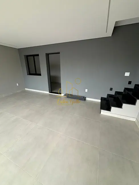 Foto 3 de Casa com 3 quartos à venda, 500m2 em Corrupira, Jundiai - SP