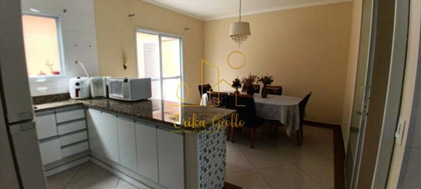 Casa com 3 quartos à venda, 160m2 em Jardim Campos Elísios, Jundiai - SP - imagem 3 Foto 3 de Casa com 3 quartos à venda, 160m2 em Jardim Campos Elísios, Jundiai - SP