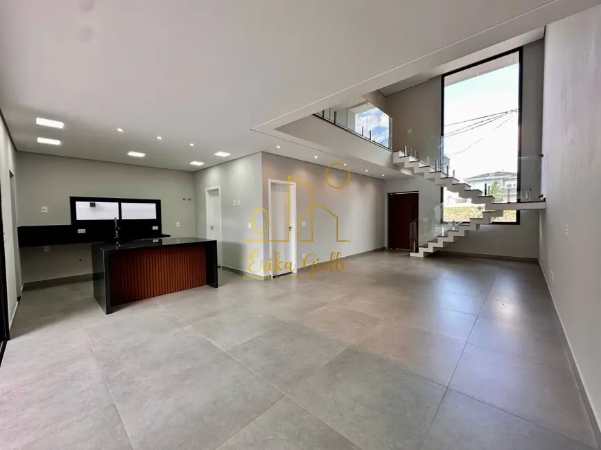 Foto 1 de Casa à venda, 250m2 em Jardim Ermida I, Jundiai - SP