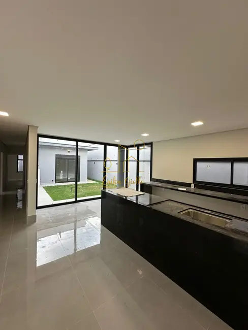 Casa à venda, 360m2 em Medeiros, Jundiai - SP - imagem 7 Foto 7 de Casa à venda, 360m2 em Medeiros, Jundiai - SP