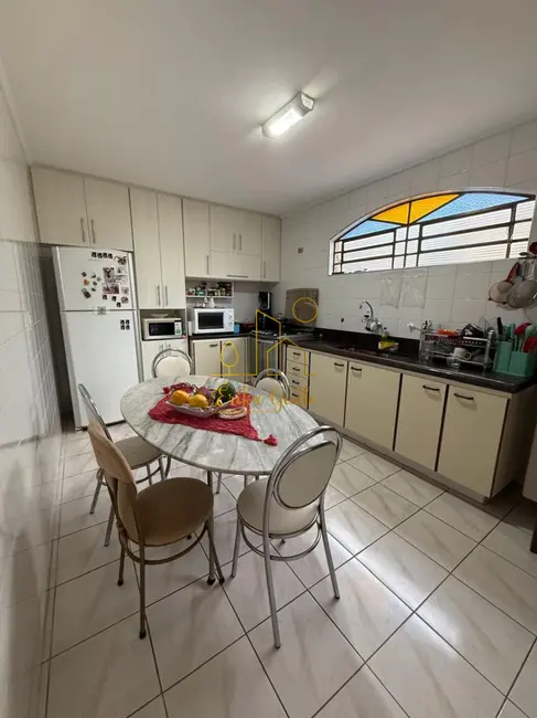 Foto 1 de Casa com 3 quartos à venda, 192m2 em Parque Residencial Eloy Chaves, Jundiai - SP