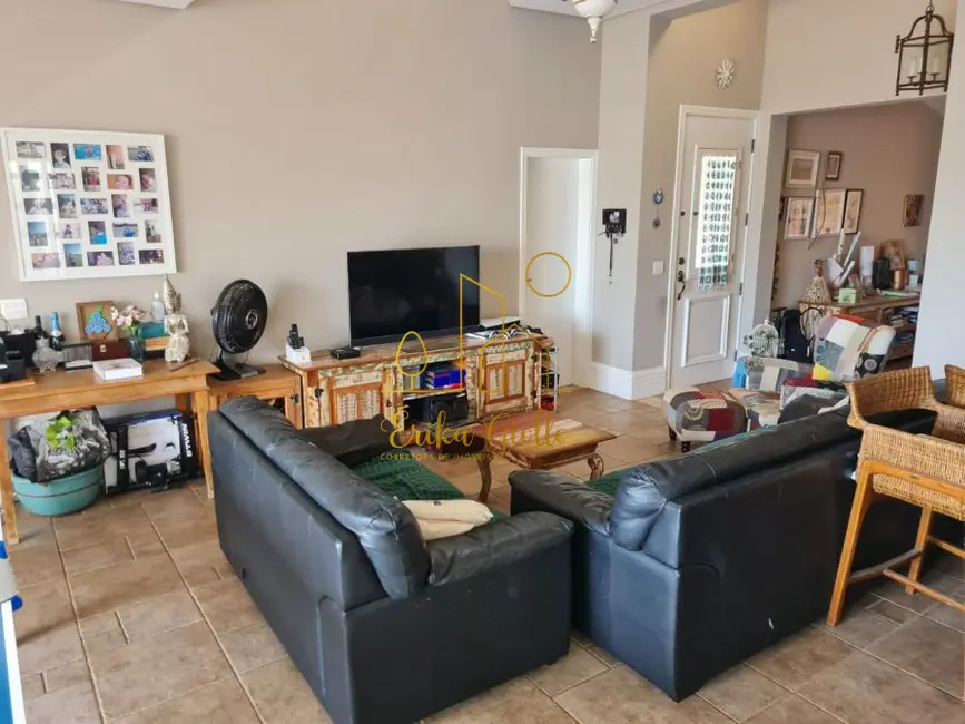 Casa à venda, 322m2 em Medeiros, Jundiai - SP - imagem 2 Foto 2 de Casa à venda, 322m2 em Medeiros, Jundiai - SP