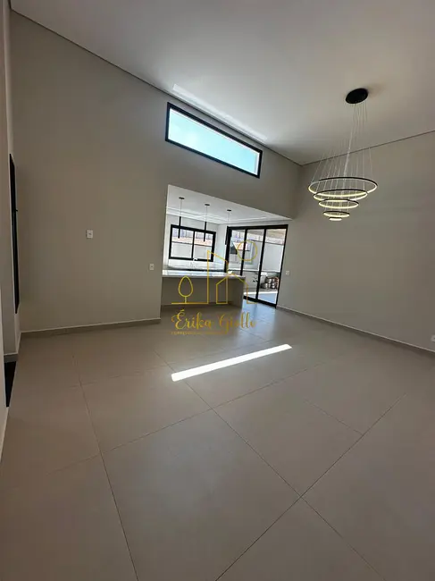 Foto 11 de Casa à venda, 300m2 em Medeiros, Jundiai - SP
