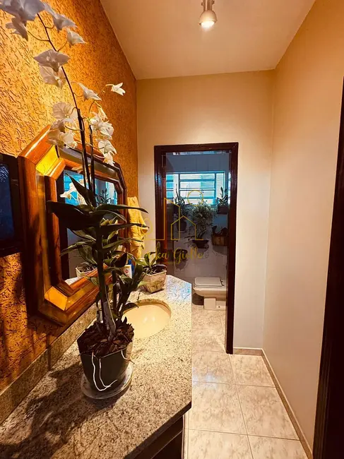 Foto 2 de Casa com 3 quartos para alugar, 450m2 em Jundiai - SP