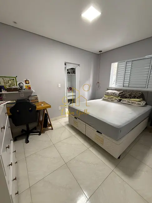 Casa com 2 quartos à venda, 103m2 em Parque Residencial Eloy Chaves, Jundiai - SP - imagem 3 Foto 3 de Casa com 2 quartos à venda, 103m2 em Parque Residencial Eloy Chaves, Jundiai - SP