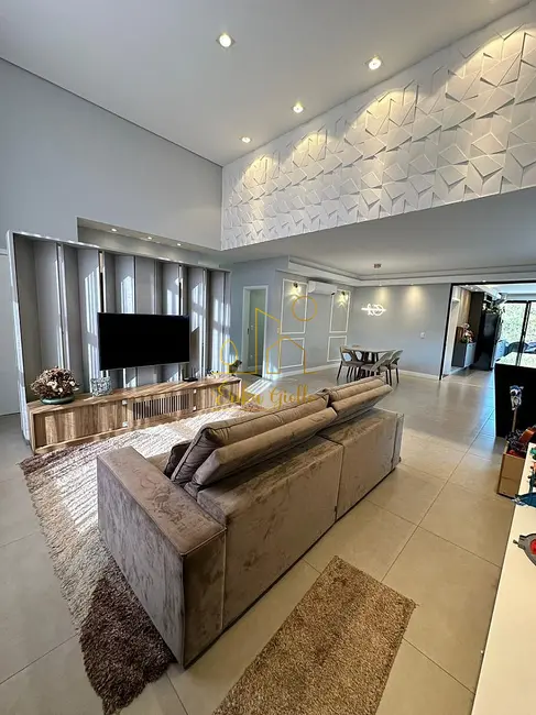 Foto 15 de Casa à venda, 800m2 em Medeiros, Jundiai - SP