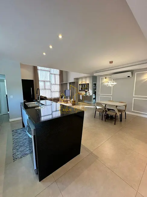 Foto 11 de Casa à venda, 800m2 em Medeiros, Jundiai - SP