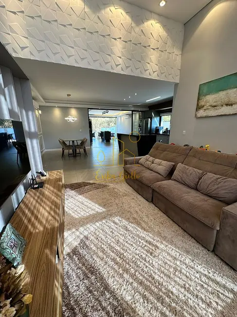 Foto 16 de Casa à venda, 800m2 em Medeiros, Jundiai - SP