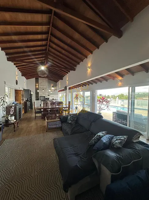 Foto 12 de Casa à venda, 1000m2 em Medeiros, Jundiai - SP