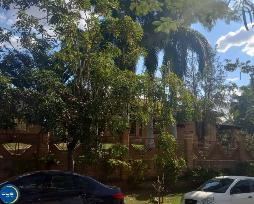 Chácara com 3 quartos à venda, 597m2 em Colinas do Mosteiro de Itaici, Indaiatuba - SP - imagem 3 Foto 3 de Chácara com 3 quartos à venda, 597m2 em Colinas do Mosteiro de Itaici, Indaiatuba - SP