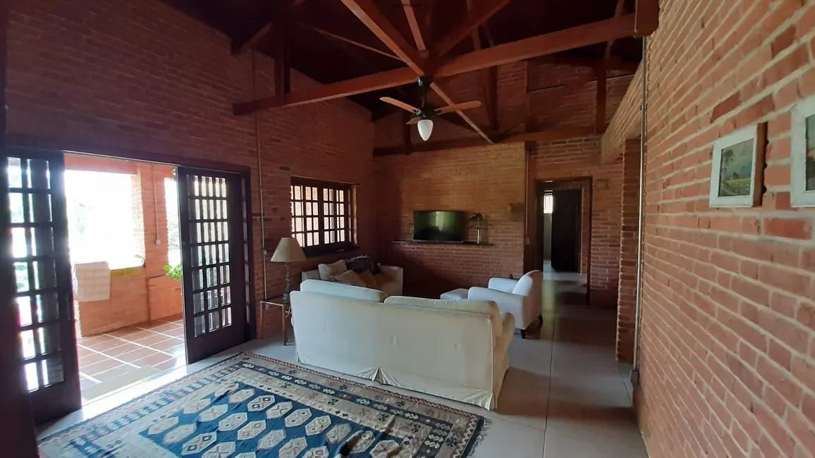 Chácara com 3 quartos à venda, 412m2 em Recanto das Flores, Indaiatuba - SP - imagem 6 Foto 6 de Chácara com 3 quartos à venda, 412m2 em Recanto das Flores, Indaiatuba - SP