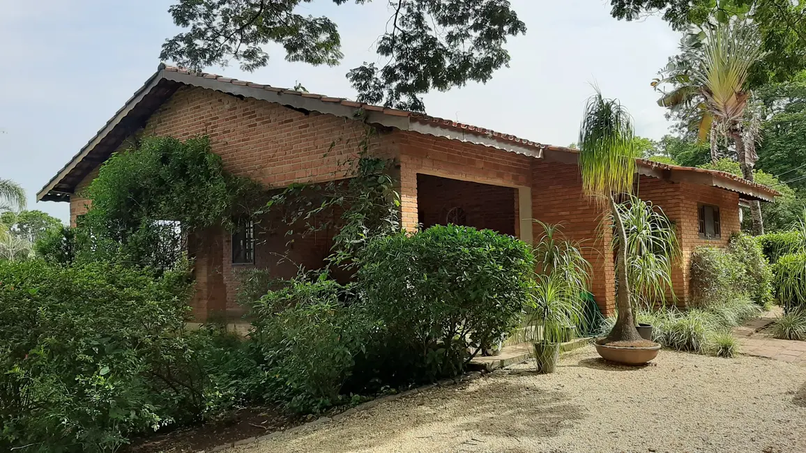 Chácara com 3 quartos à venda, 412m2 em Recanto das Flores, Indaiatuba - SP - imagem 5 Foto 5 de Chácara com 3 quartos à venda, 412m2 em Recanto das Flores, Indaiatuba - SP