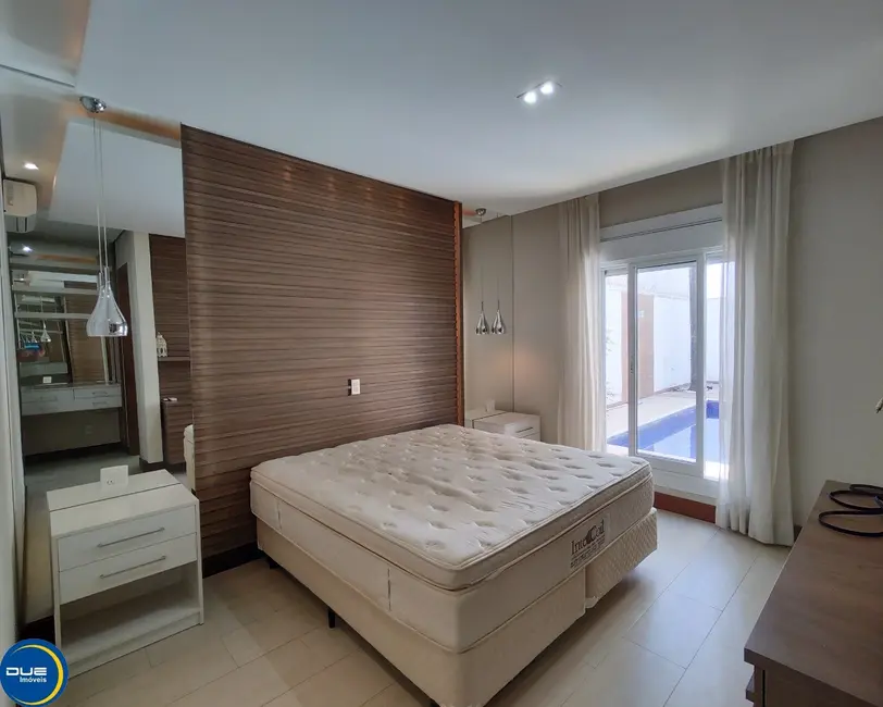 Foto 7 de Casa de Condomínio com 3 quartos para alugar, 350m2 em Indaiatuba - SP