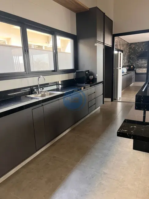 Foto 4 de Casa de Condomínio com 3 quartos à venda, 400m2 em Salto - SP