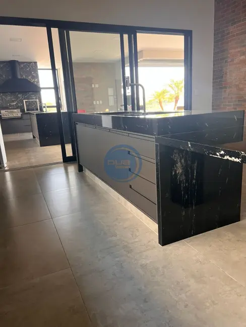 Foto 3 de Casa de Condomínio com 3 quartos à venda, 400m2 em Salto - SP