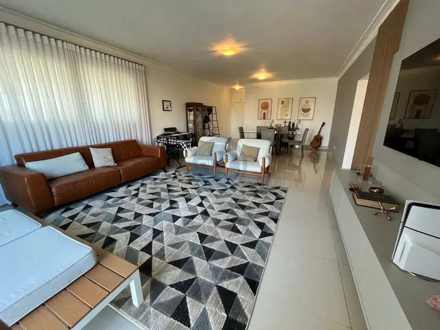 Foto 8 de Apartamento com 4 quartos à venda, 180m2 em Vila Sfeir, Indaiatuba - SP