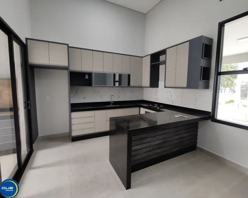 Casa de Condomínio com 3 quartos para alugar, 140m2 em Jardim Bréscia, Indaiatuba - SP - imagem 4 Foto 4 de Casa de Condomínio com 3 quartos para alugar, 140m2 em Jardim Bréscia, Indaiatuba - SP