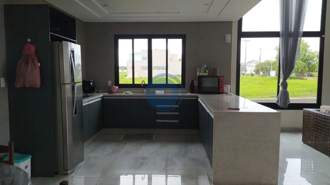 Foto 4 de Casa de Condomínio com 4 quartos à venda, 370m2 em Paranapanema - SP