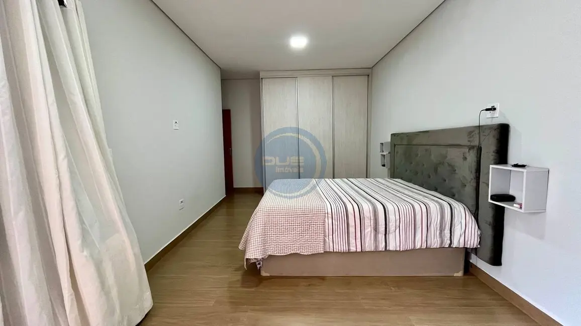 Foto 9 de Casa de Condomínio com 3 quartos à venda, 139m2 em Jardim Mantova, Indaiatuba - SP