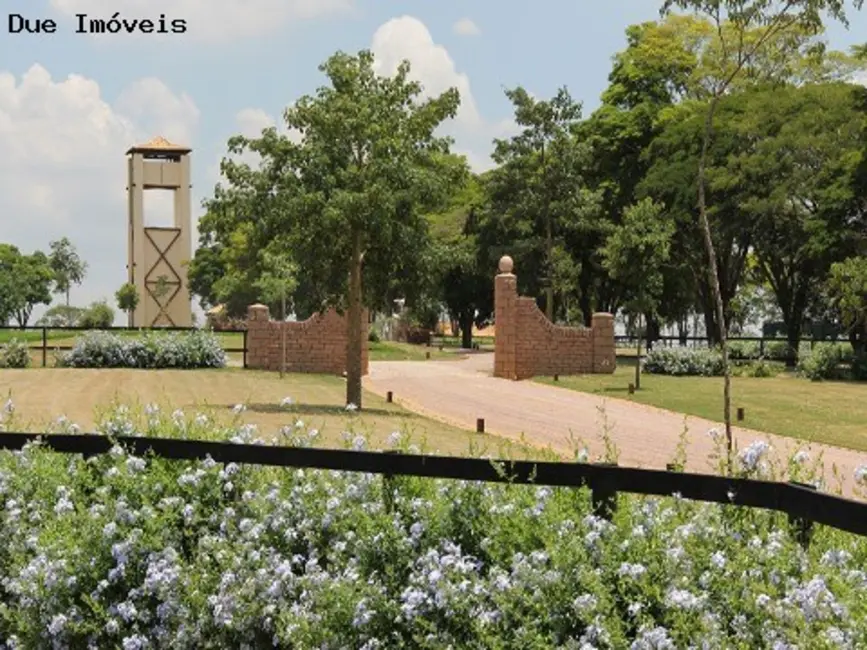 Foto 2 de Terreno / Lote à venda, 2650m2 em Monte Mor - SP