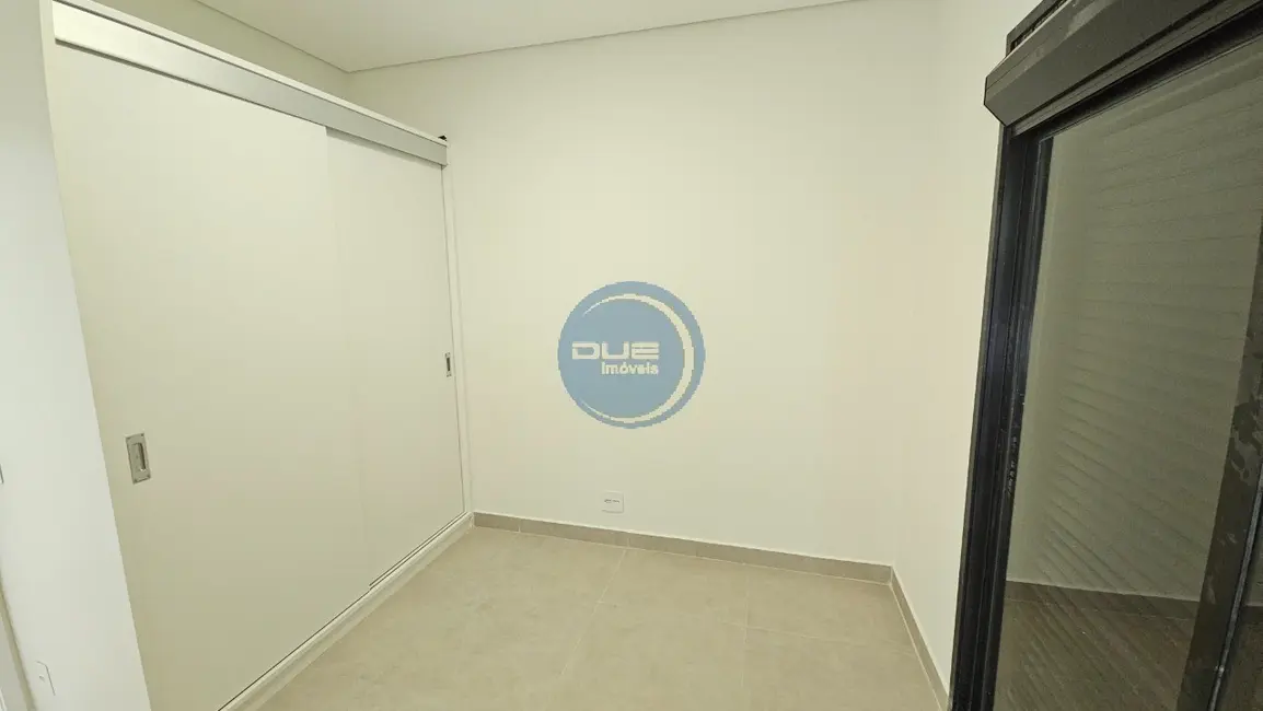 Casa de Condomínio com 3 quartos à venda, 178m2 em Indaiatuba - SP - imagem 4 Foto 4 de Casa de Condomínio com 3 quartos à venda, 178m2 em Indaiatuba - SP