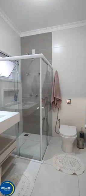 Foto 2 de Casa de Condomínio com 3 quartos à venda, 250m2 em Jardim Residencial Dona Lucilla, Indaiatuba - SP