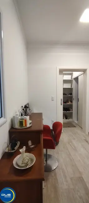 Foto 5 de Casa de Condomínio com 3 quartos à venda, 250m2 em Jardim Residencial Dona Lucilla, Indaiatuba - SP