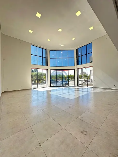 Foto 2 de Sala Comercial à venda e para alugar, 245m2 em Jardim Adriana, Indaiatuba - SP