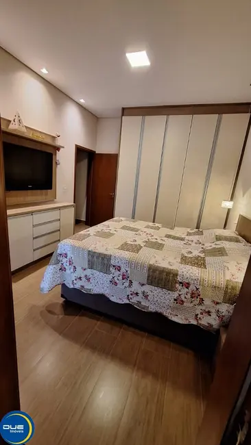 Foto 2 de Casa de Condomínio com 3 quartos à venda, 135m2 em Jardim Mantova, Indaiatuba - SP