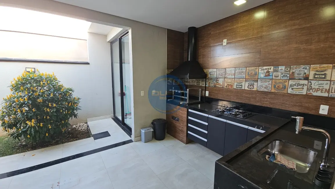 Foto 9 de Casa de Condomínio com 3 quartos para alugar, 206m2 em Jardim Bréscia, Indaiatuba - SP