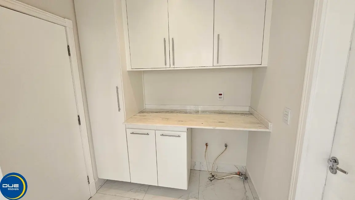 Foto 4 de Casa de Condomínio com 4 quartos à venda, 240m2 em Jardim Residencial Maria Dulce, Indaiatuba - SP