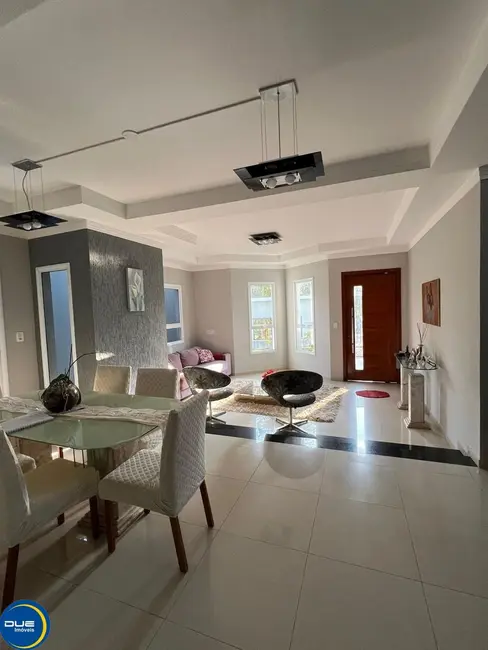 Foto 4 de Casa com 3 quartos à venda, 256m2 em Jardim Europa II, Indaiatuba - SP