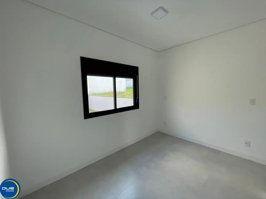 Casa de Condomínio com 3 quartos à venda, 190m2 em Indaiatuba - SP - imagem 8 Foto 8 de Casa de Condomínio com 3 quartos à venda, 190m2 em Indaiatuba - SP