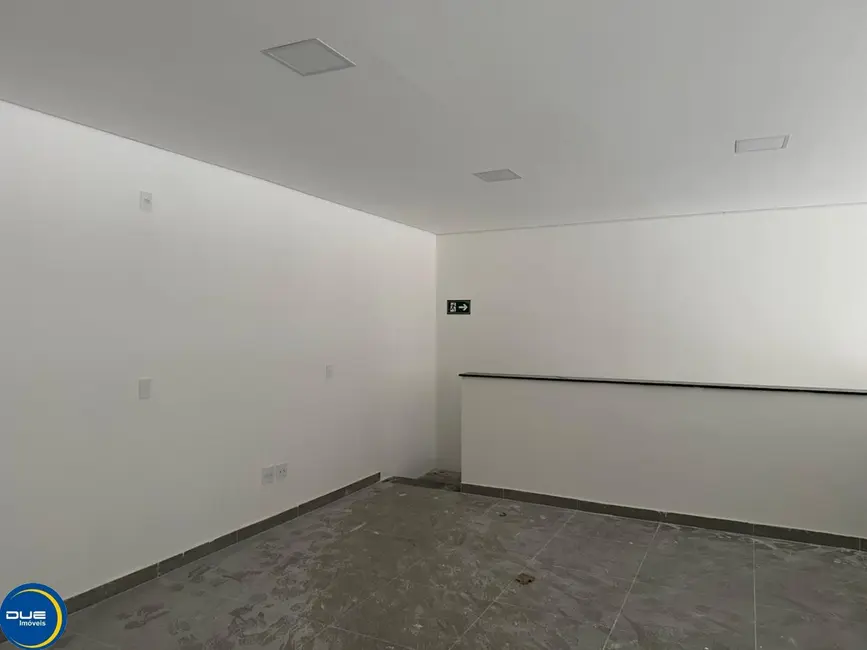 Armazém / Galpão para alugar, 250m2 em Vila Costa e Silva, Indaiatuba - SP - imagem 3 Foto 3 de Armazém / Galpão para alugar, 250m2 em Vila Costa e Silva, Indaiatuba - SP