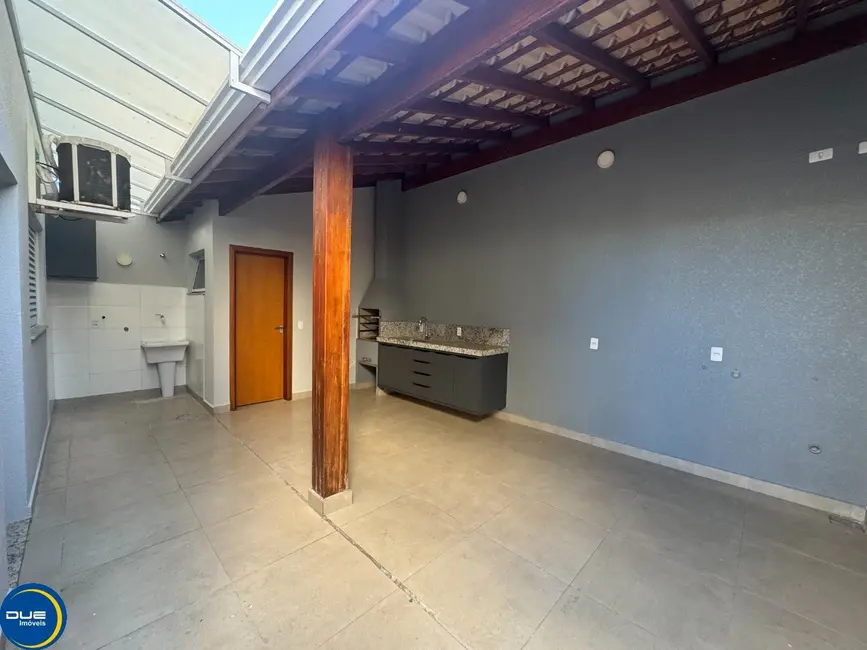 Foto 3 de Casa de Condomínio com 2 quartos à venda, 150m2 em Indaiatuba - SP