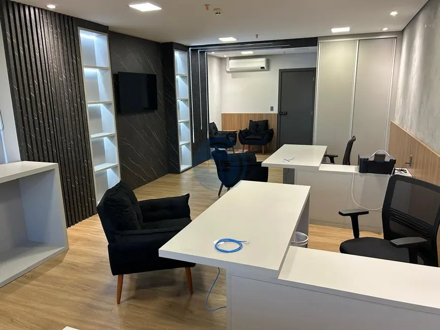 Foto 3 de Sala Comercial à venda, 46m2 em Vila Homero, Indaiatuba - SP